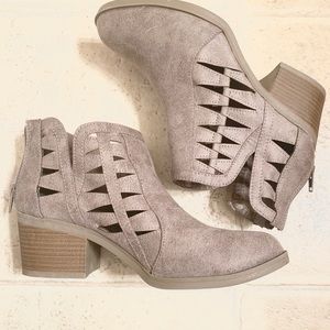 Cutout ankle boots